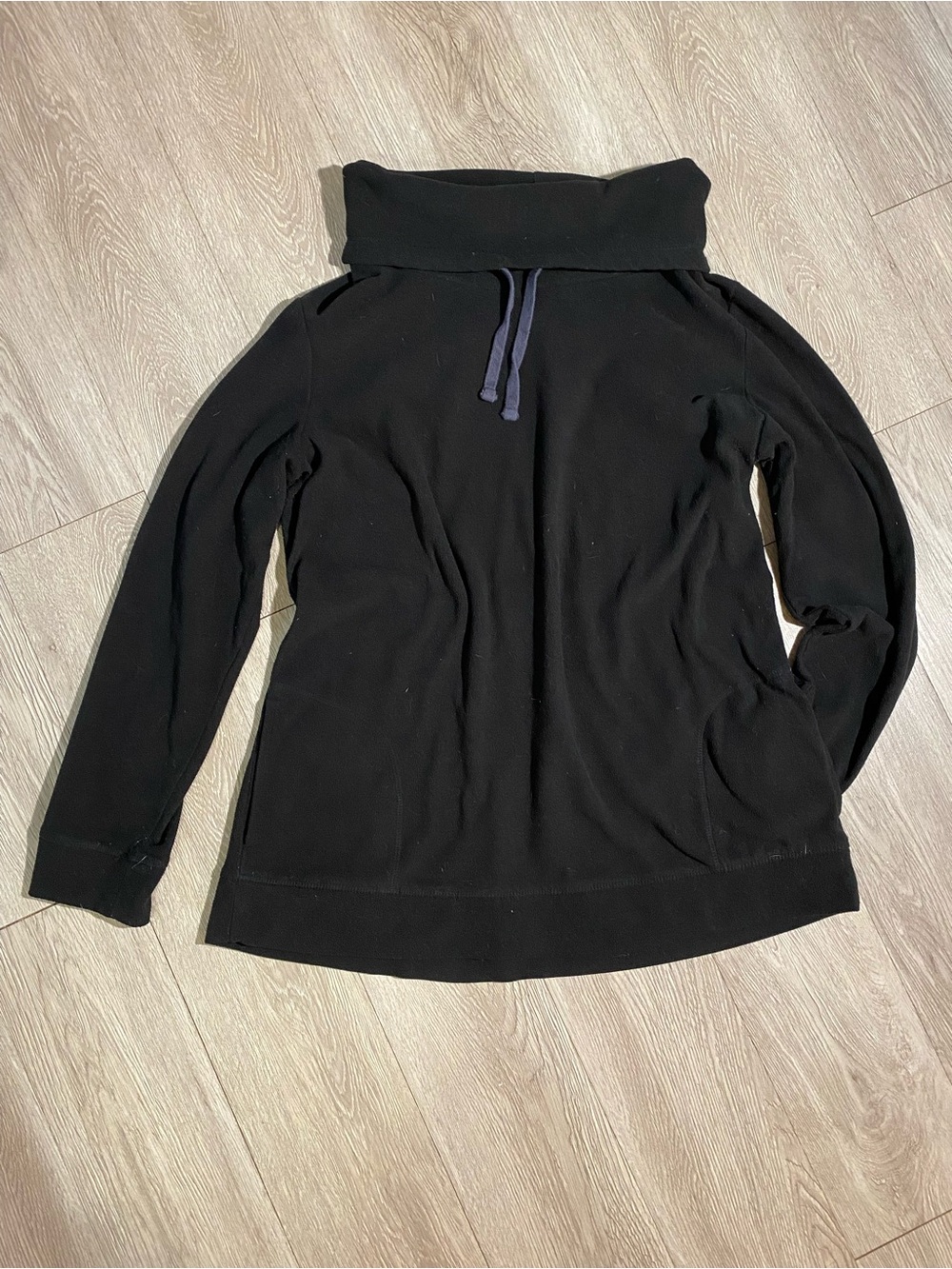 💜3/$25💜 Old Navy Fleece Pullover Blck - Size Large